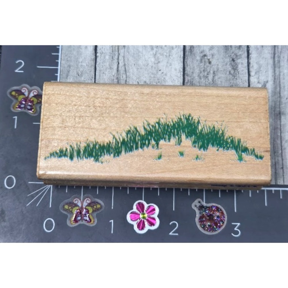 Rubber Stampede Grassy Hilltop Z251E Landscape Rubber Stamp Wood #P64